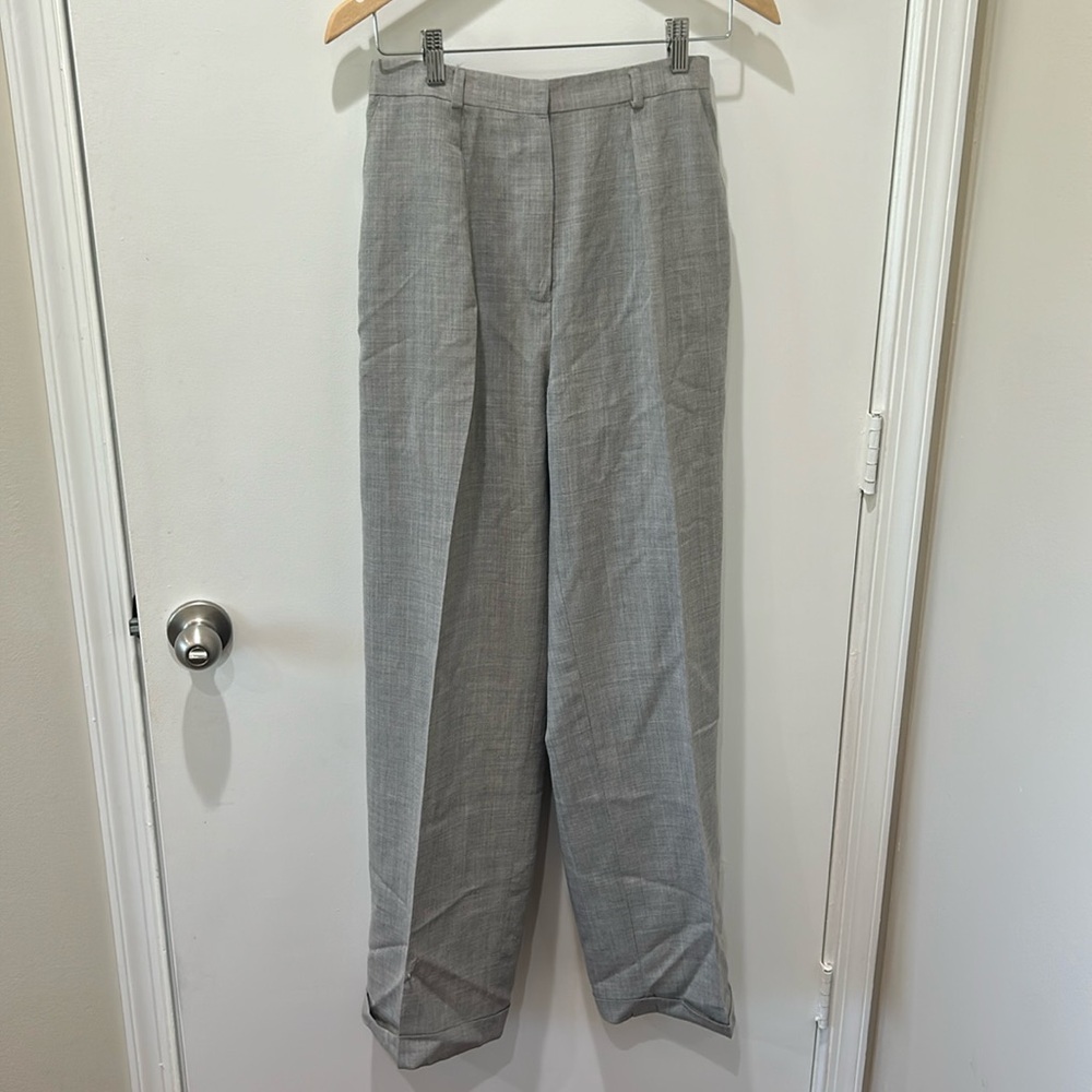 Size 10 gray trousers.